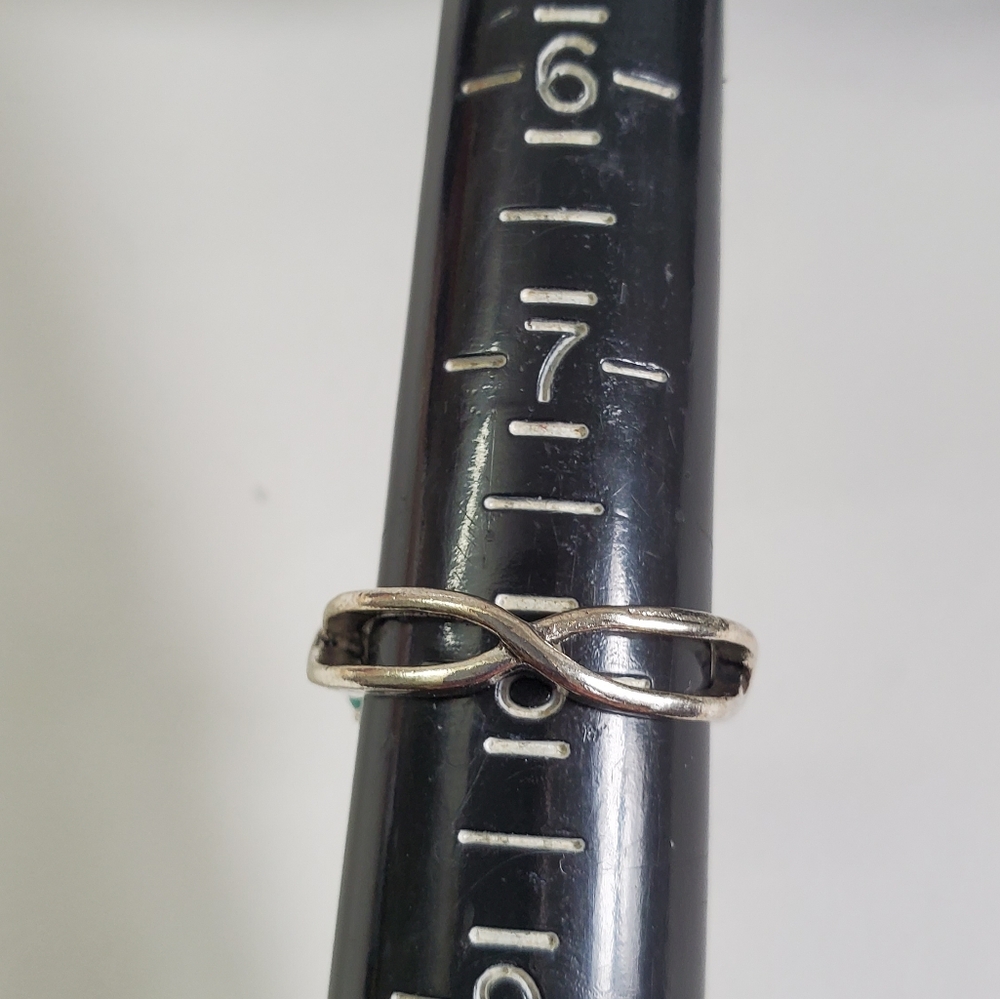 Silver Turquoise Ring - Picture 2 of 4